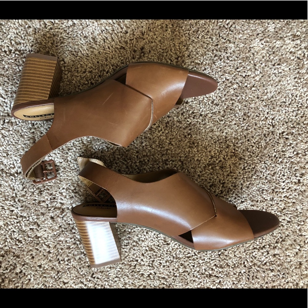 NWT CLARKS Heels sz9